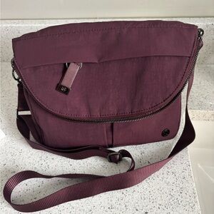 5L Lululemon Festival Purse